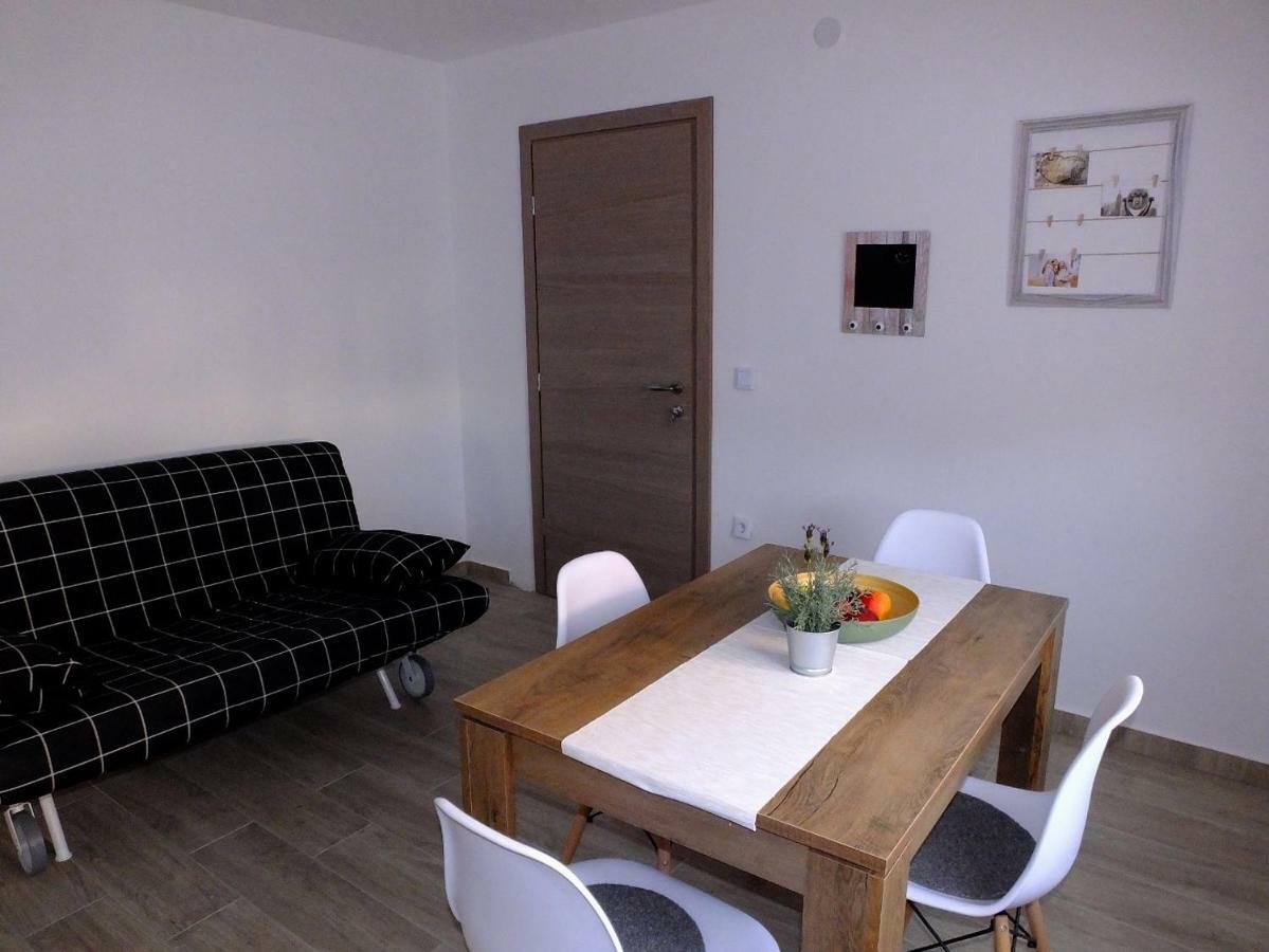 Apartmani Berno Стариград-Паклениця Екстер'єр фото