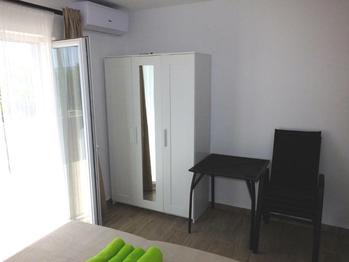 Apartmani Berno Стариград-Паклениця Екстер'єр фото